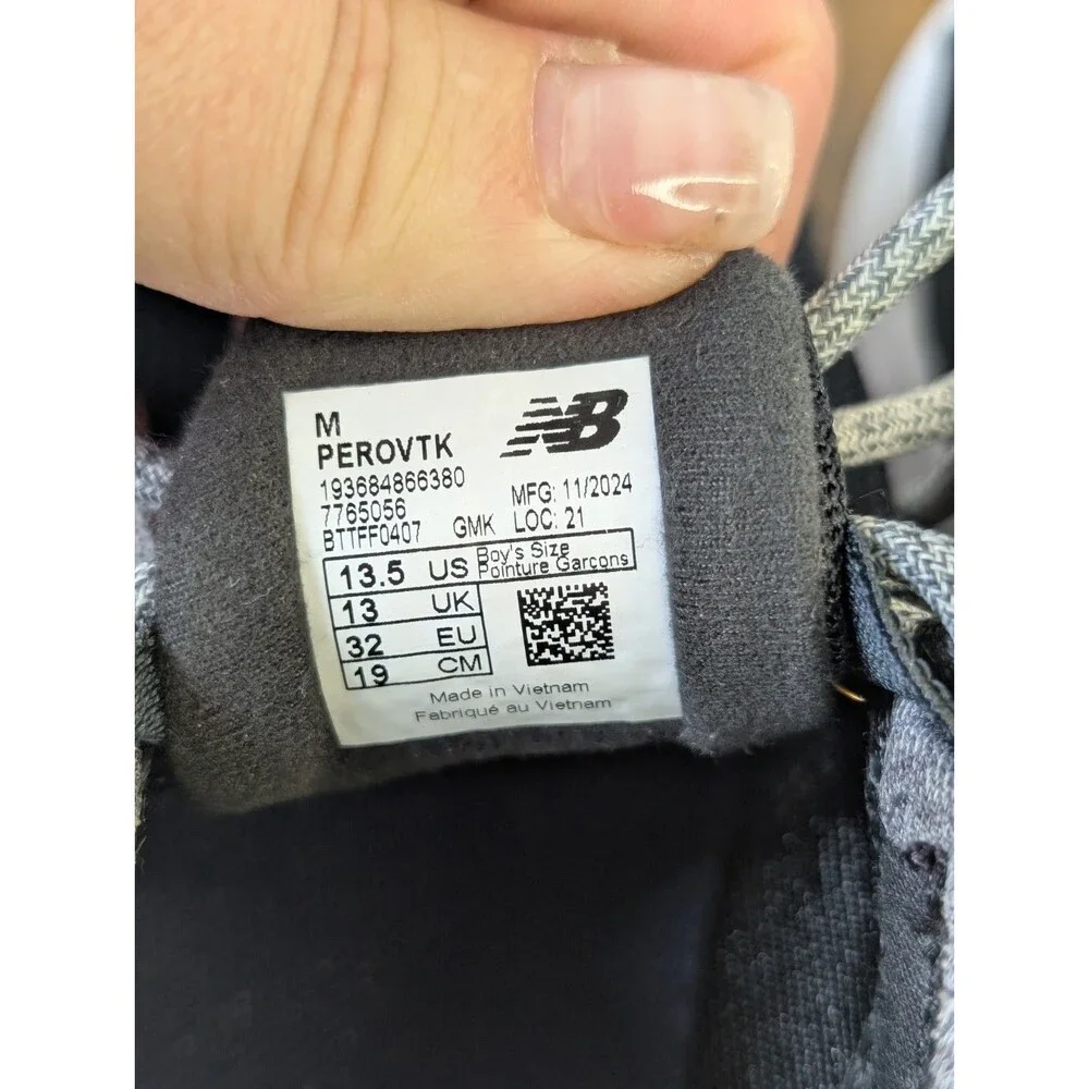 New Balance Perovtk Kids' Black Gray Mesh Sneakers Size 13.5